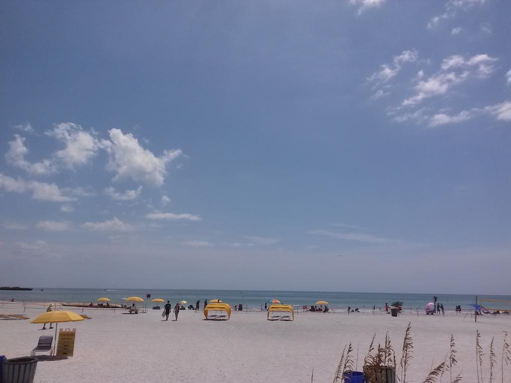 Ferienwohnung Beach Vacation Get-Away St. Pete Beach Exterior foto